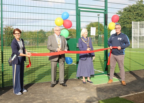 Chandos pitch ribbon